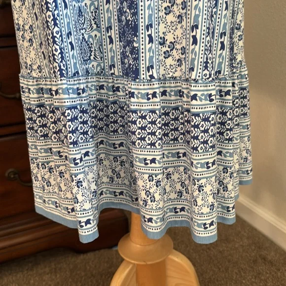 Loft Halter Dress - Picture 4 of 9